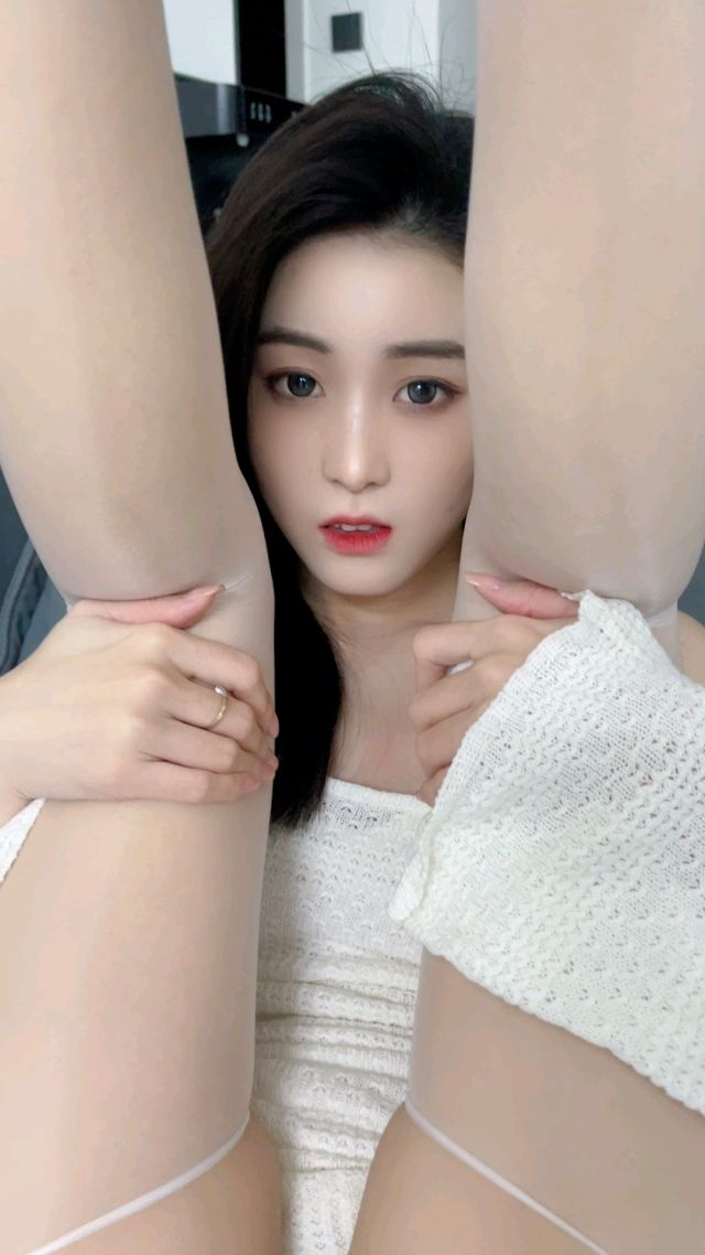 玉足 图12